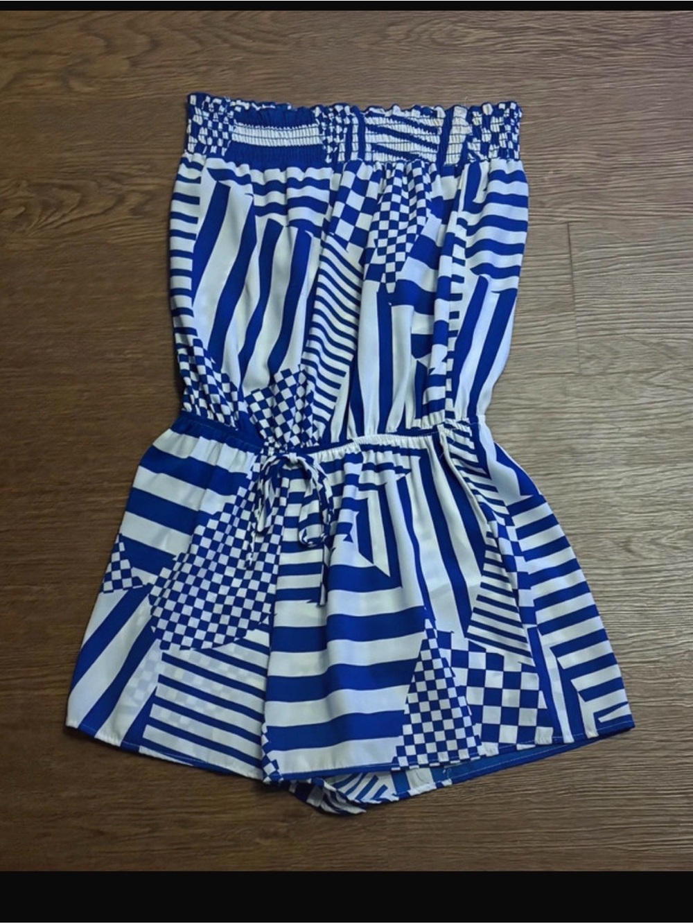 Janice brand Blue & White Strapless Geometric Romper Size M